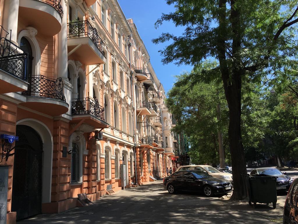 Apartamenty Na Sofievskoy Odessa Exterior foto