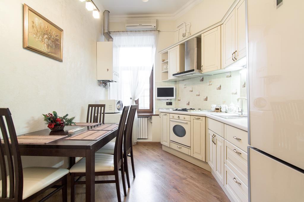 Apartamenty Na Sofievskoy Odessa Exterior foto