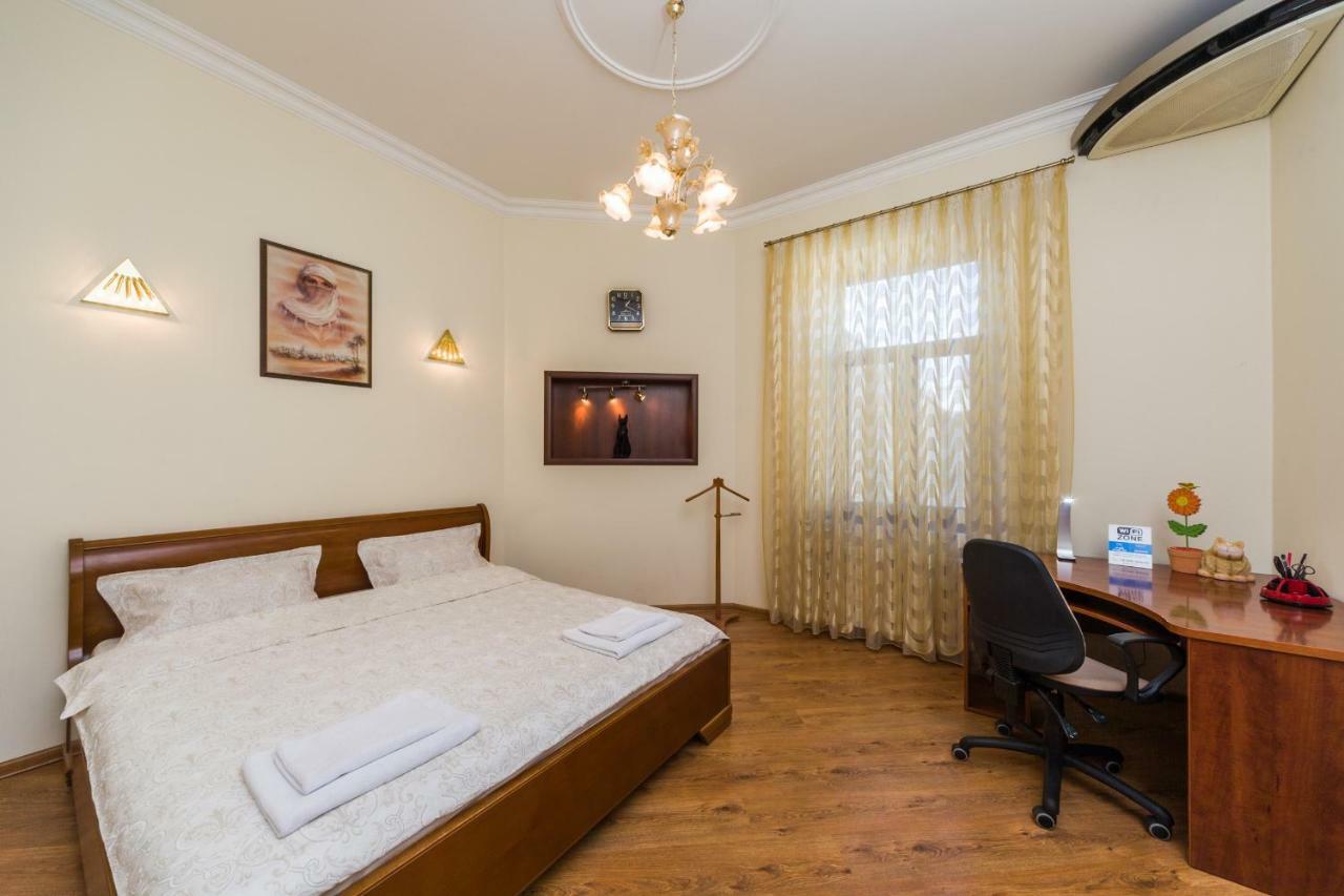 Apartamenty Na Sofievskoy Odessa Exterior foto