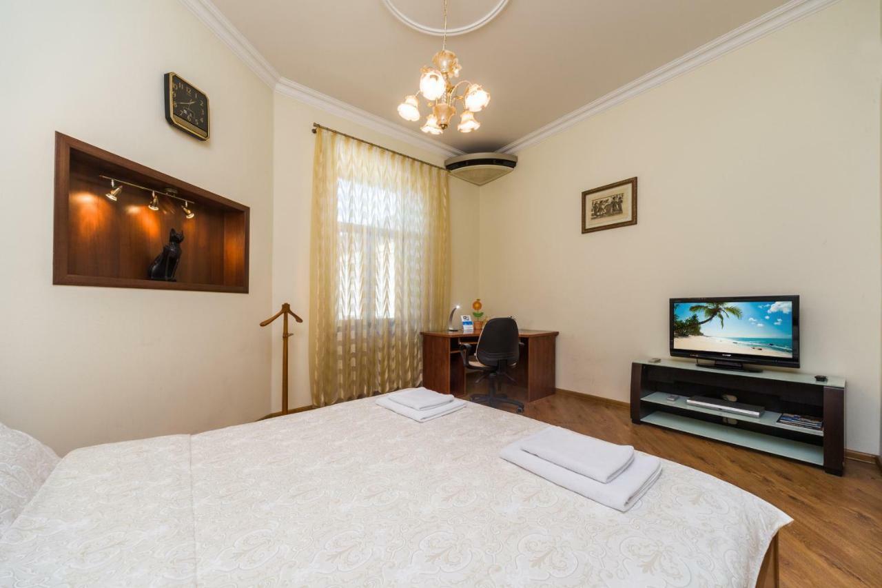 Apartamenty Na Sofievskoy Odessa Exterior foto