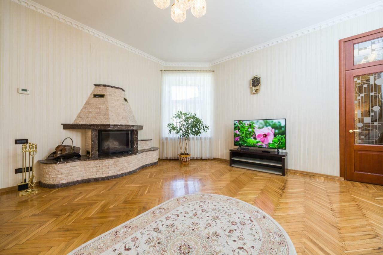 Apartamenty Na Sofievskoy Odessa Exterior foto