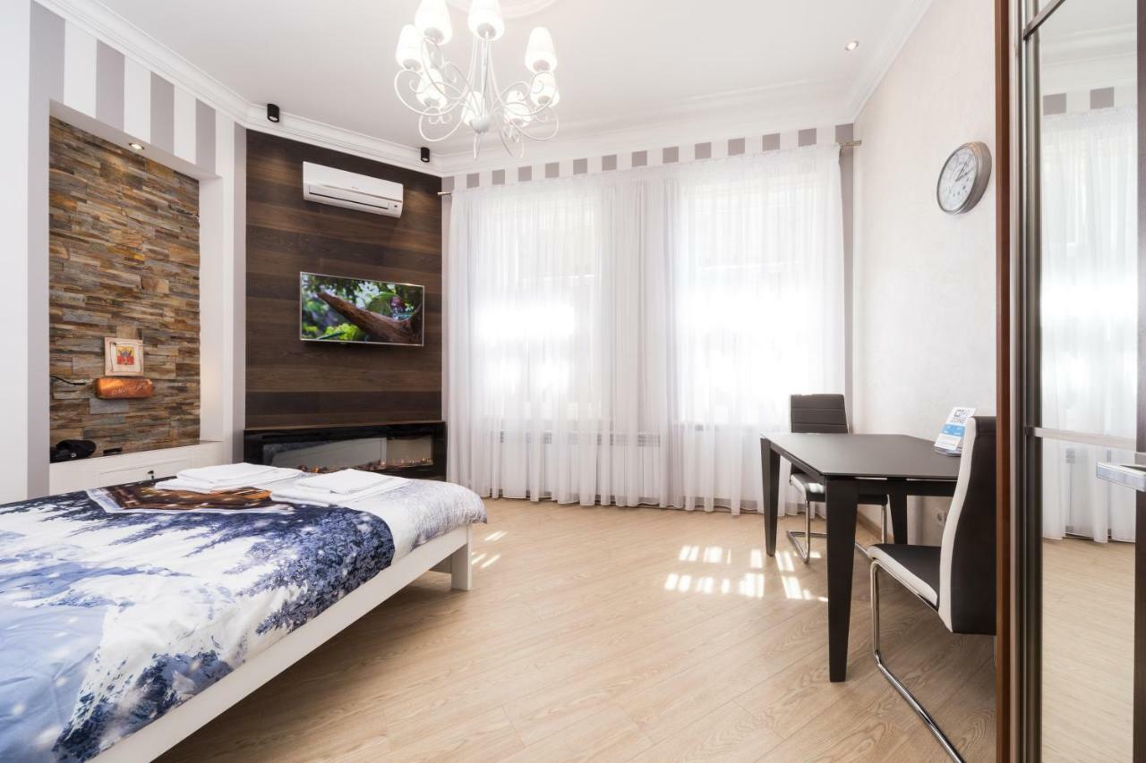 Apartamenty Na Sofievskoy Odessa Exterior foto